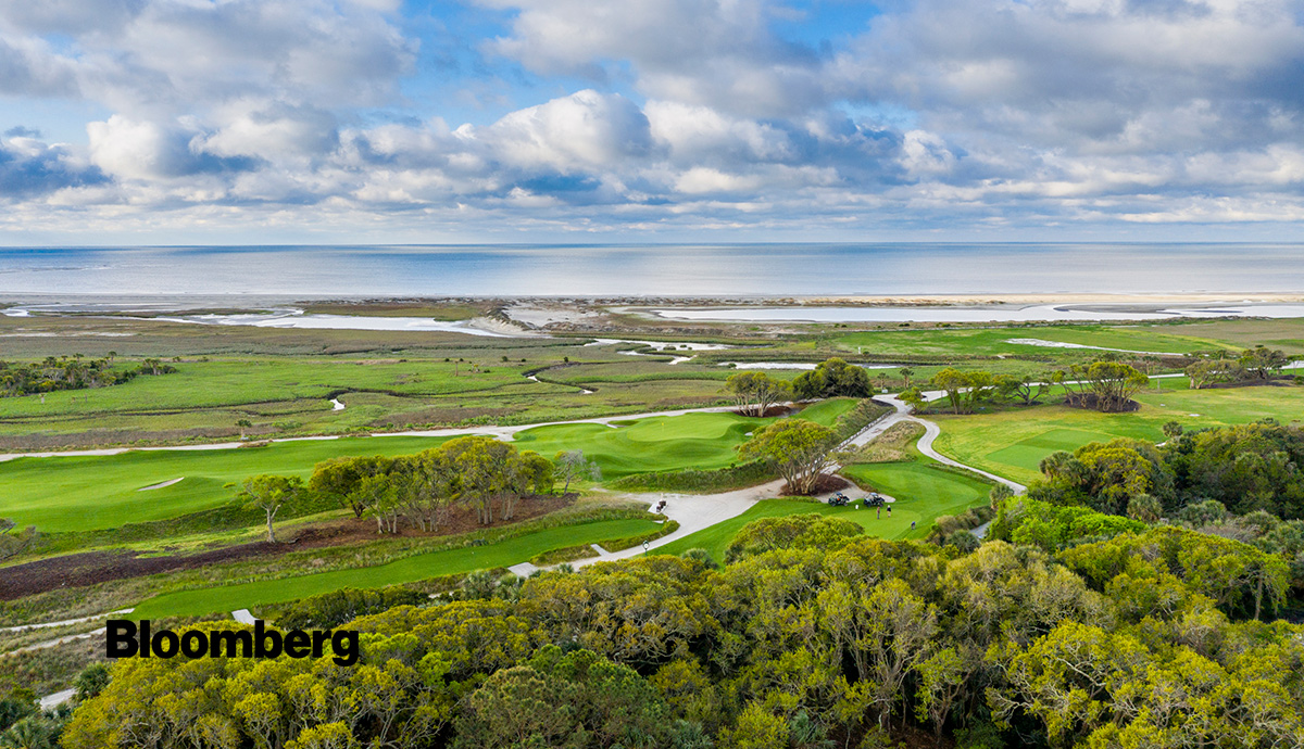 PRESS: Kiawah, Master Developer Featured in Bloomberg For Soaring Sales and Impressive Golf Community